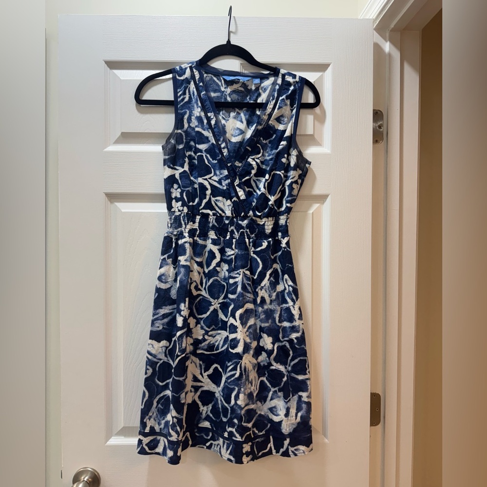 Simply Vera Vera Wang Navy and White Floral Midi Dress